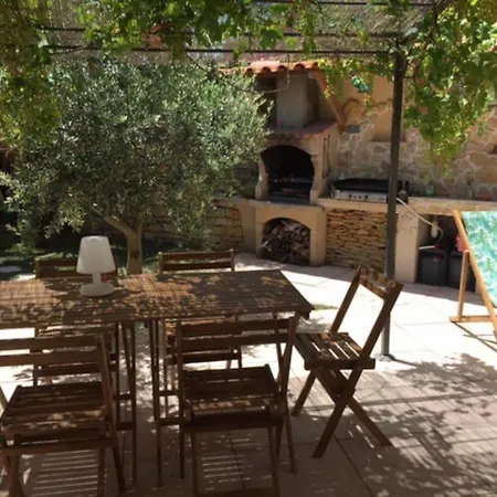 Charmante Maison Holiday home *